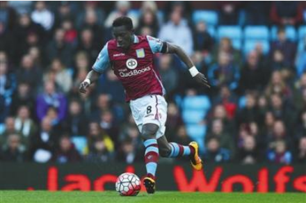  阿斯顿维拉，拉姆塞禁区外贴地斩直挂死角  